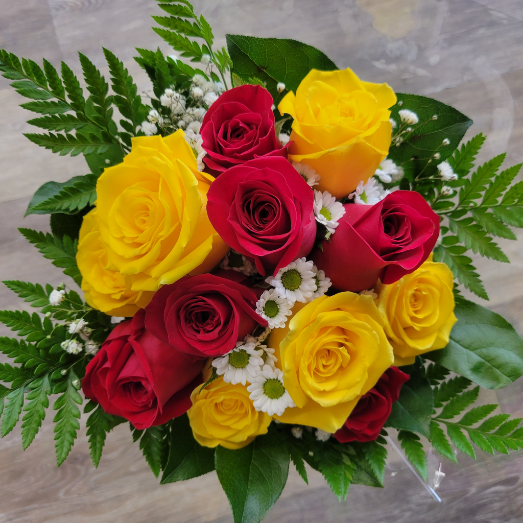 16 Dozen Roses Dozen Roses – Royal York Flowers
